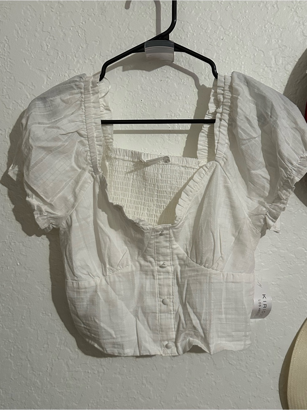 White Puff Sleeve Button-Front Crop Top by KIRRA